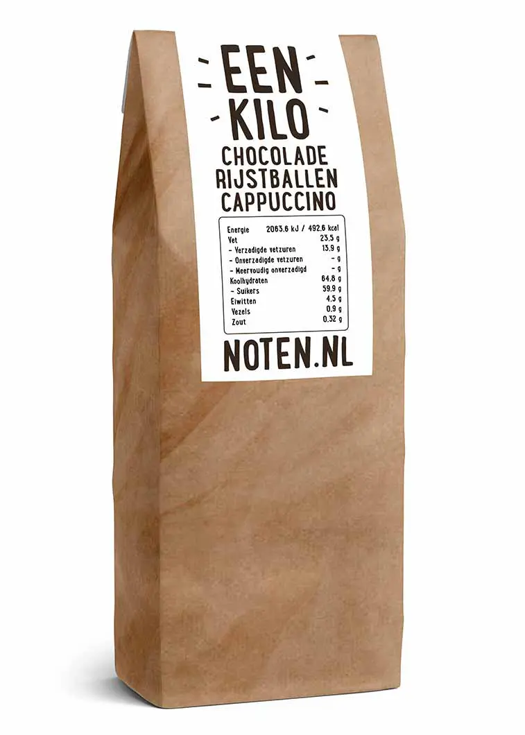 Een zak met een kilo chocolade rijstballen cappuccino van Noten.nl