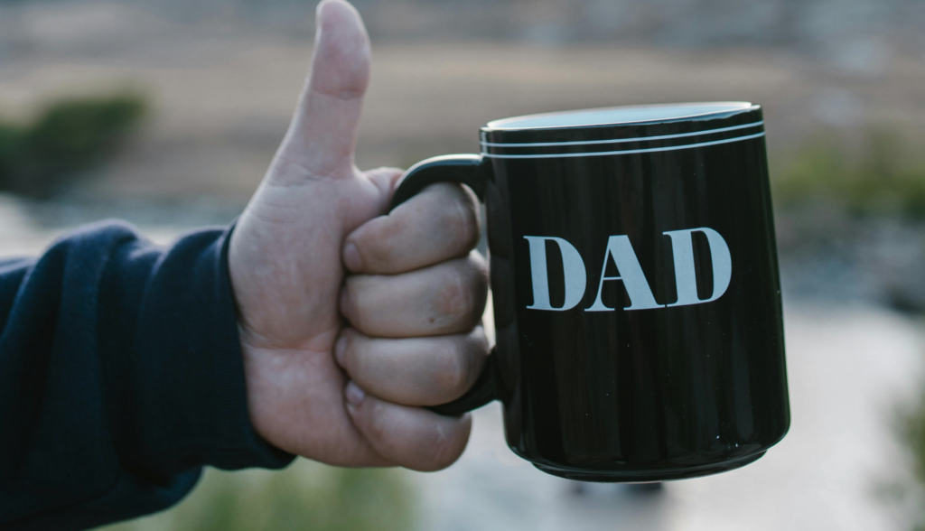 Een noten cadeaupakket voor vaderdag: eens iets anders dan sokken en bier